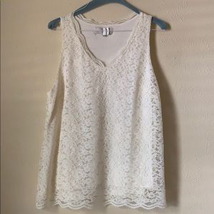Lovely sleeveless lacy top